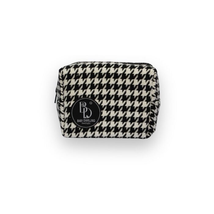 Hands-Free Haven Pouch -  Black & White Houndstooth